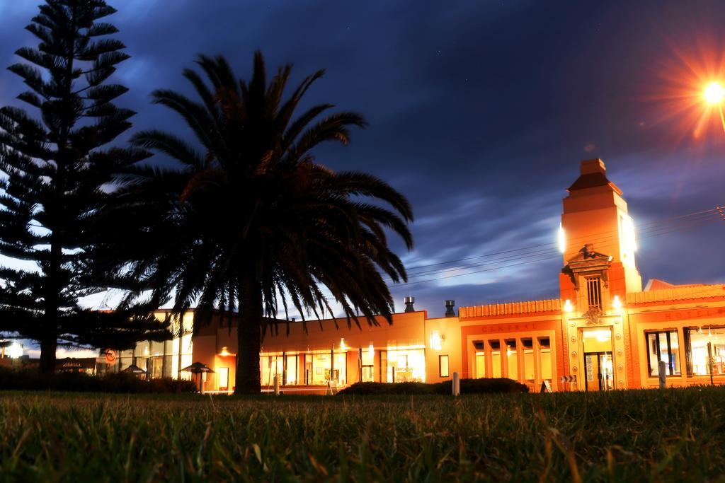 The Central Hotel Motel Lakes Entrance Exteriör bild